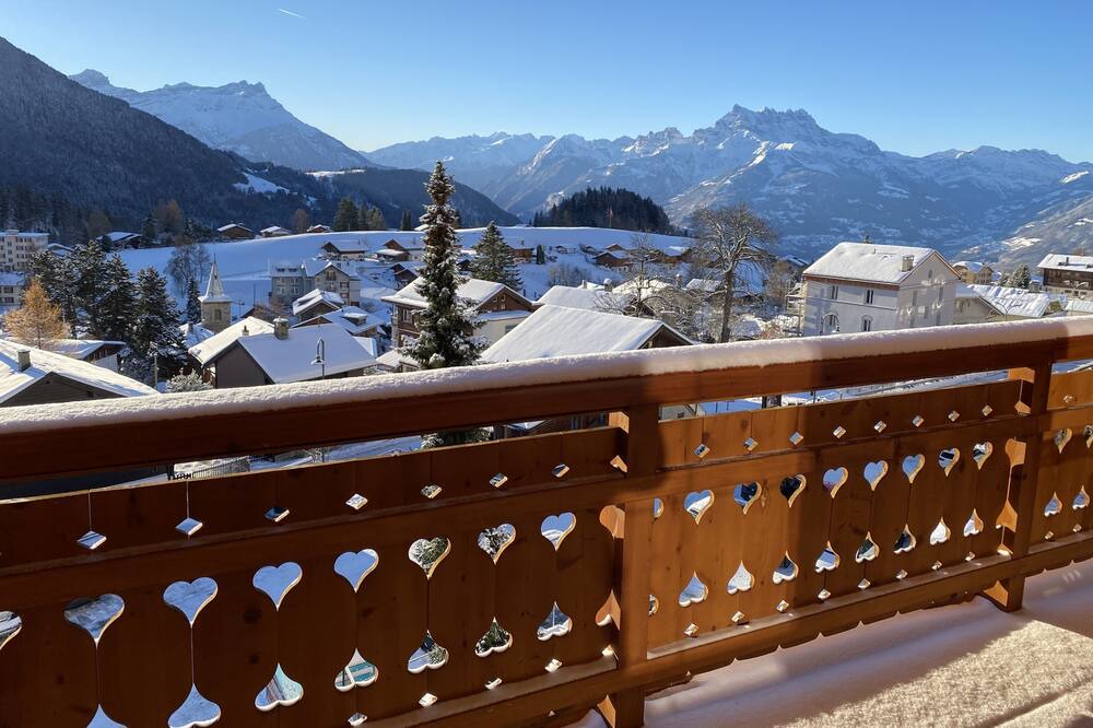 Photo of Patio Balcony in Leysin