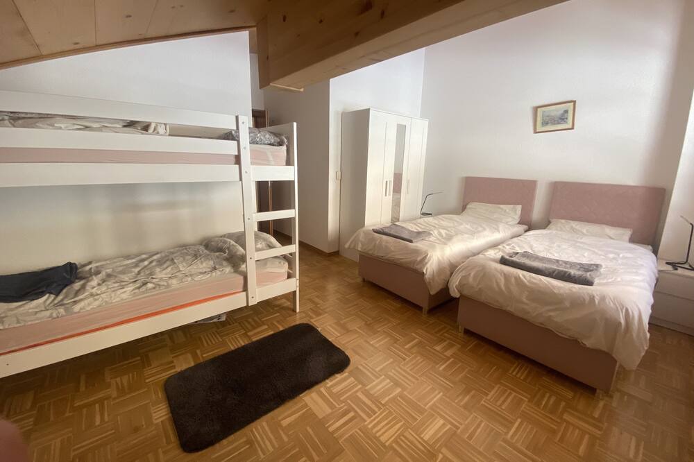 Photo of Bedroom in Leysin