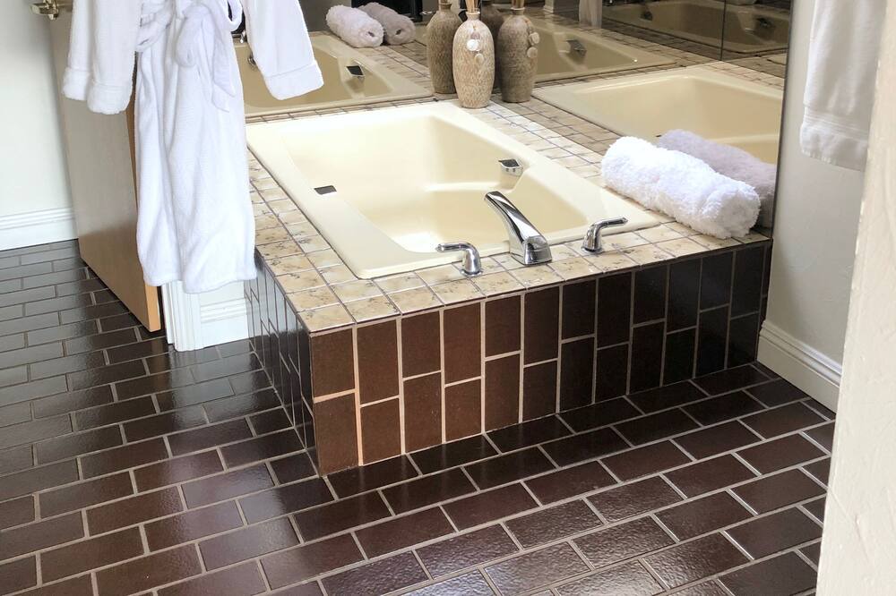 Photo of Bathroom in Fremont
