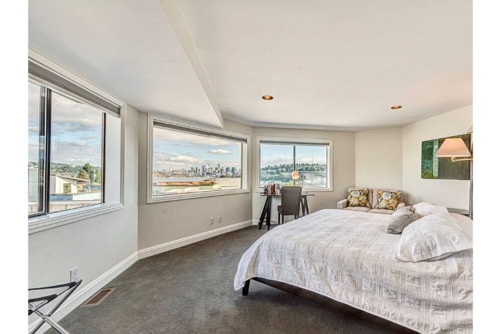 Photo of Bedroom in Fremont