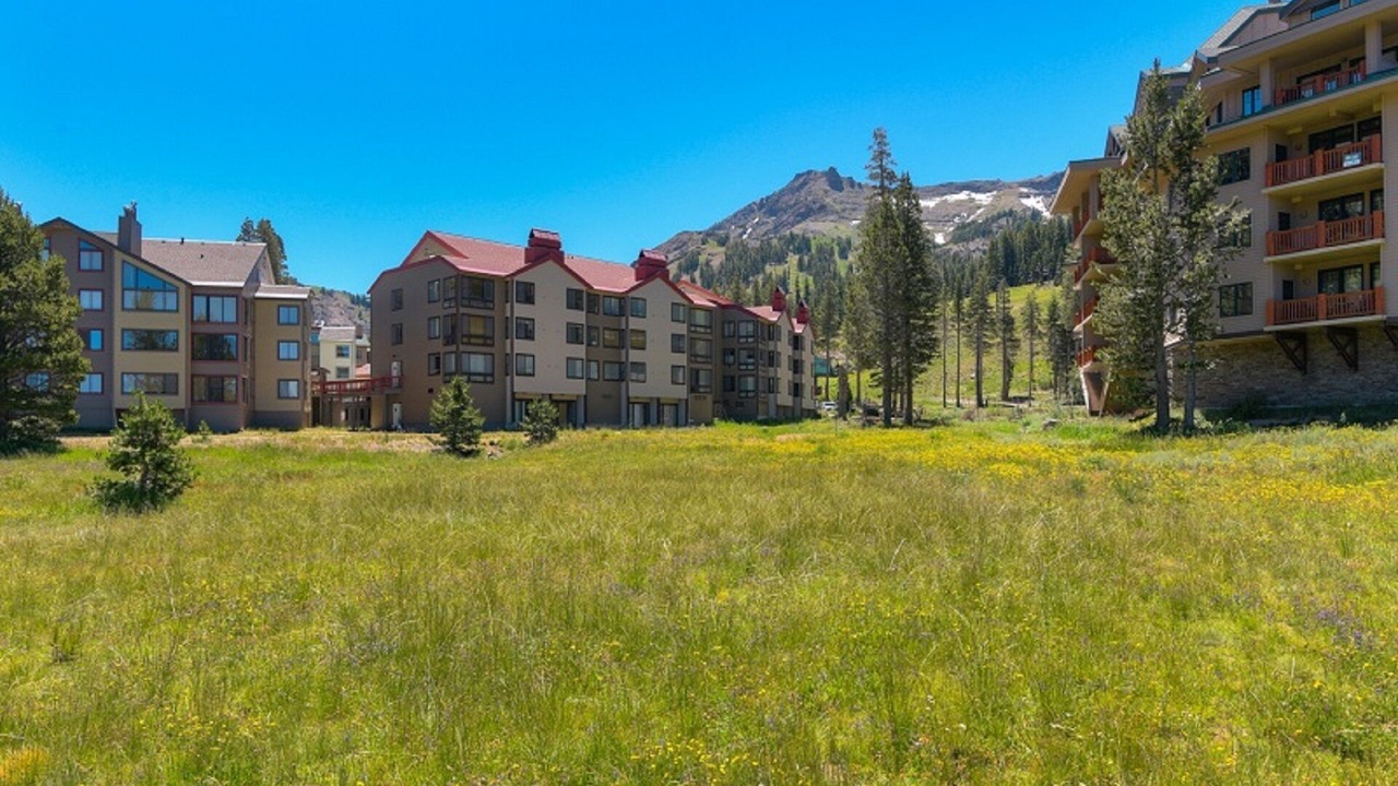 Photo of Outdoor in Kirkwood