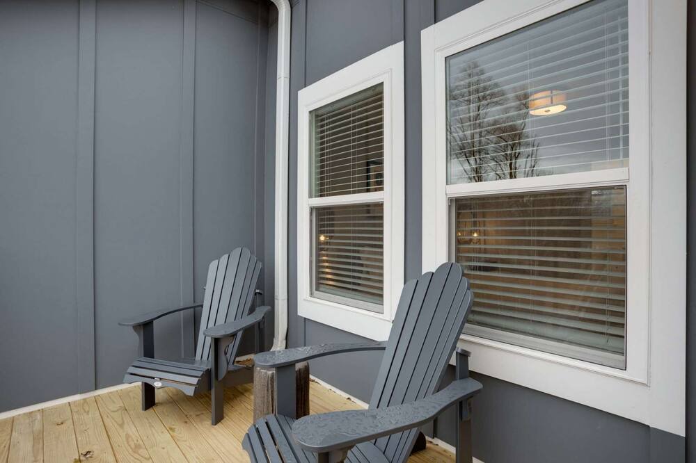 Photo of Patio Balcony in Talbot's Corner