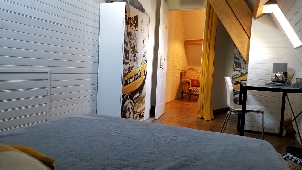 Photo of Bedroom in Beaupuy