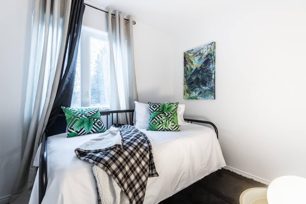 Photo of Bedroom in Mont-Tremblant