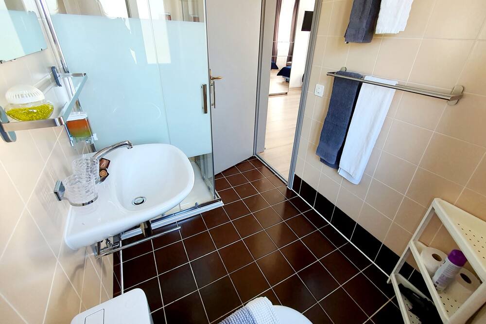 Photo of Bathroom in Cadro