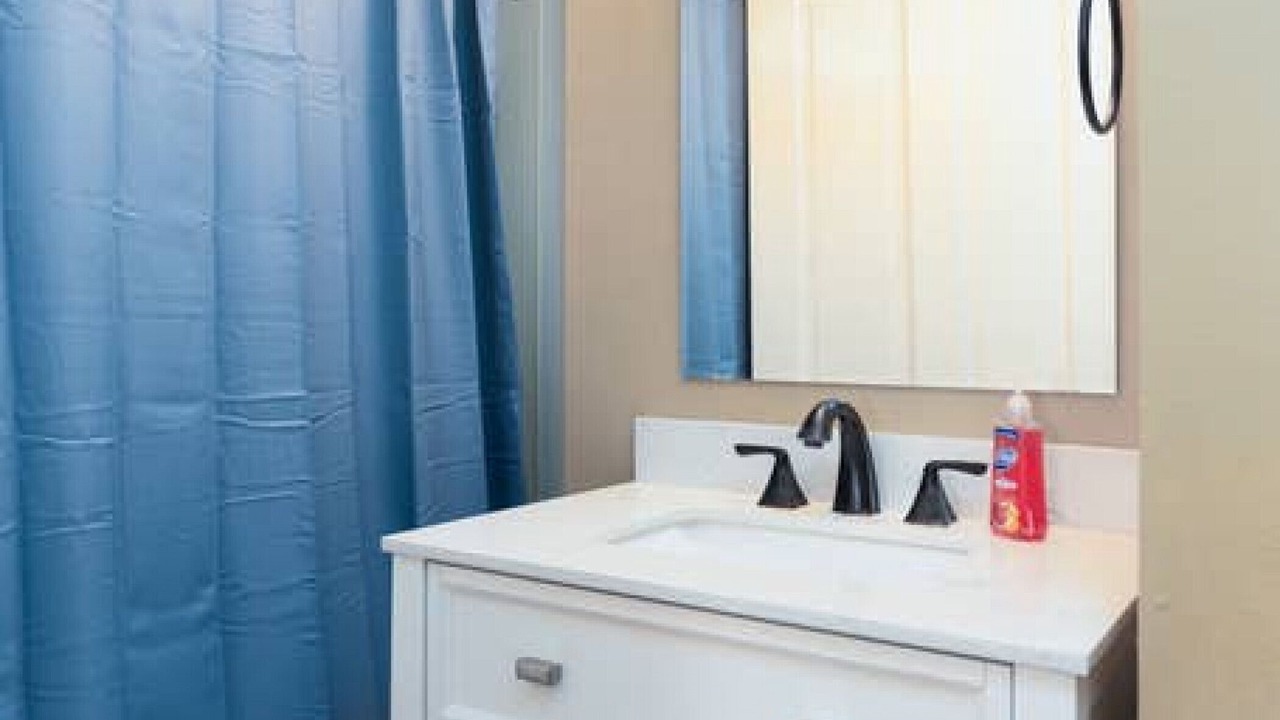 Photo of Bathroom in St. Charles Historic District