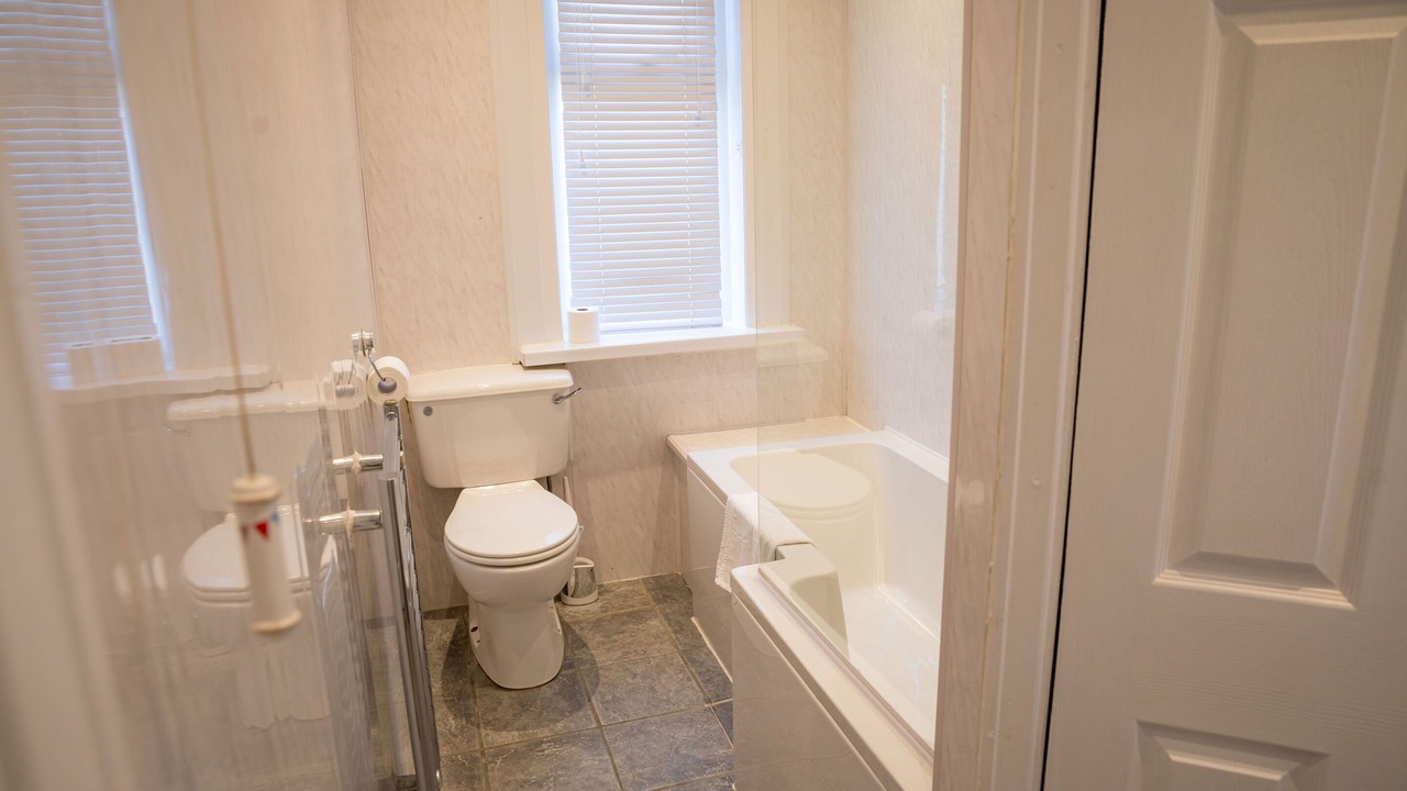 Photo of Bathroom in North Shore