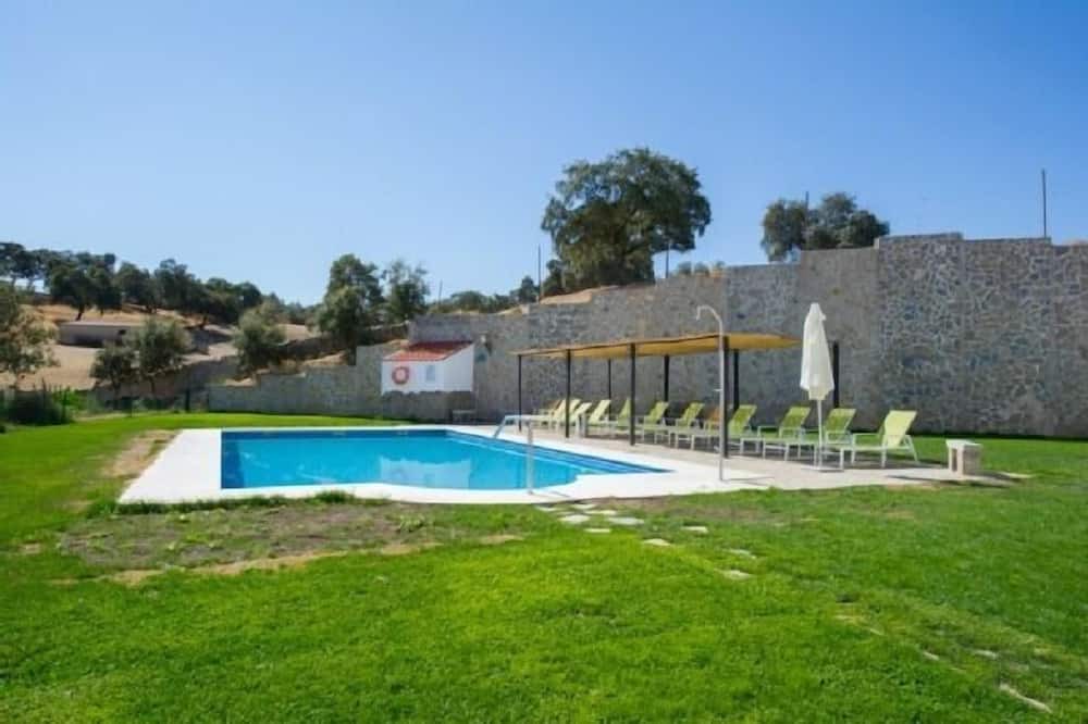 Photo of Outdoor in Cardena