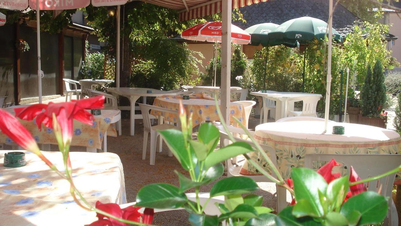 Photo of Others in Saint-Cyprien-sur-Dourdou