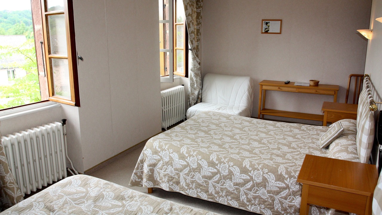Photo of Bedroom in Saint-Cyprien-sur-Dourdou