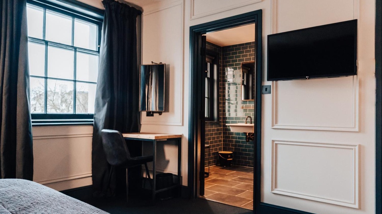 Photo of Bedroom in Cheltenham