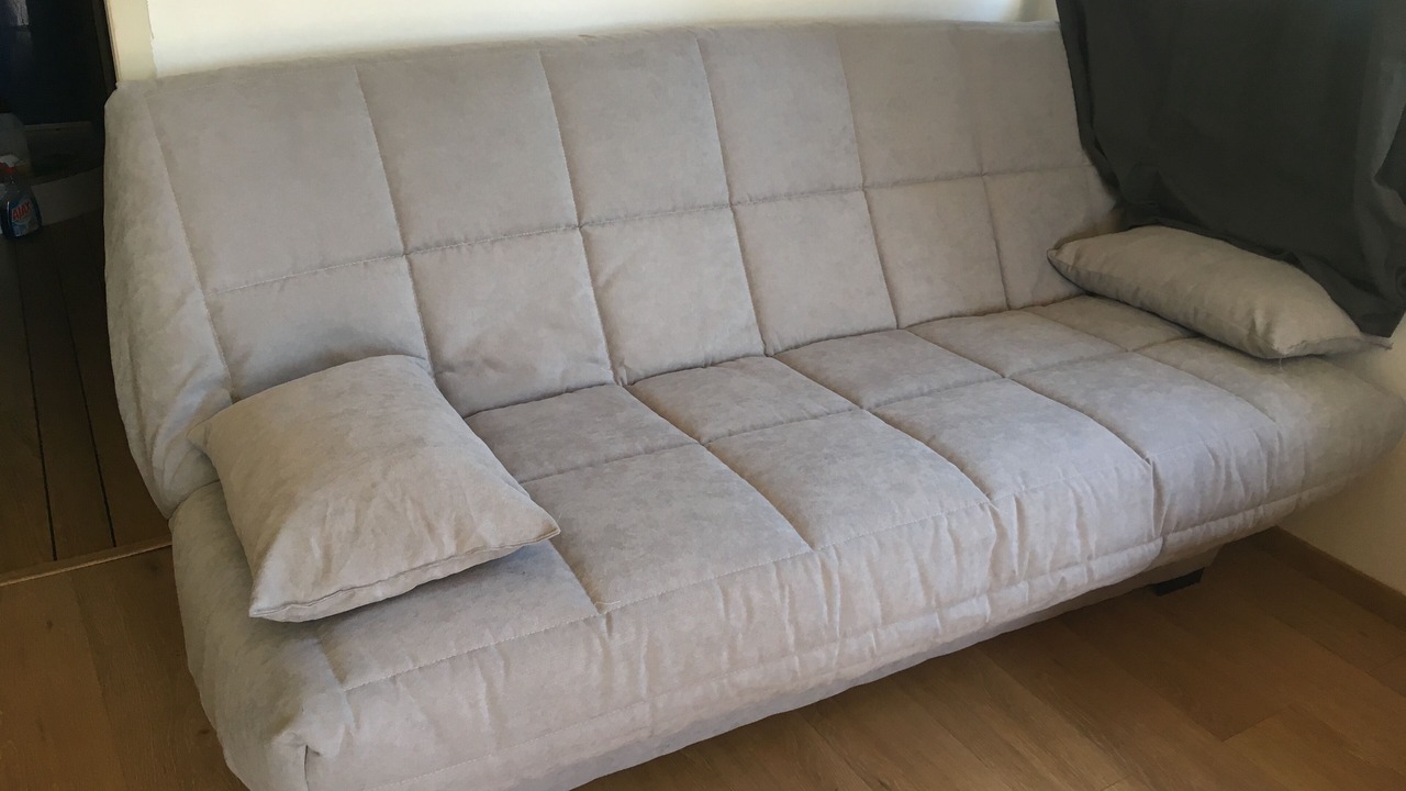 Photo of Others in Theus