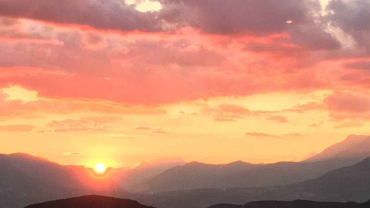 Photo of Others in Theus