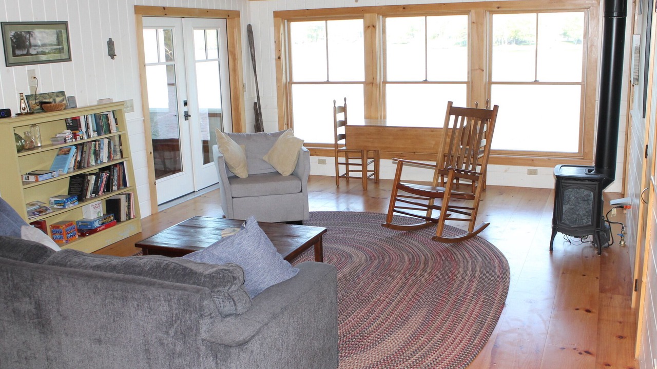 Photo of Livingroom in North Ferrisburgh