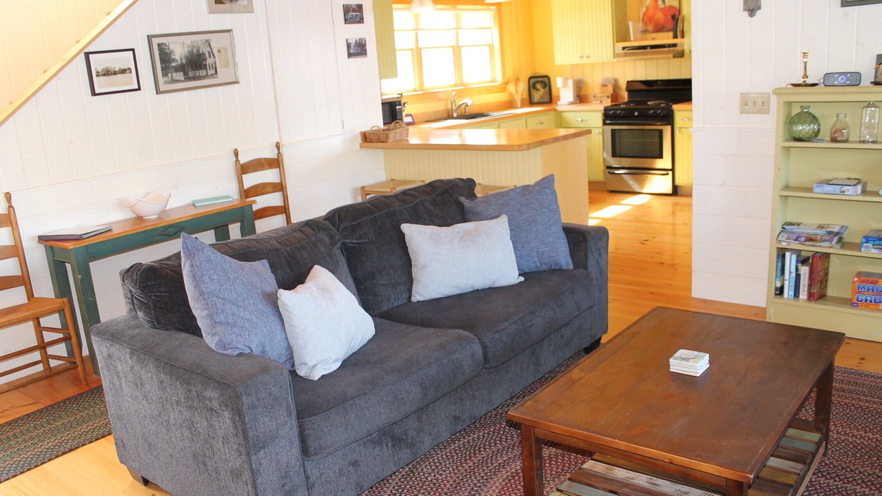 Photo of Livingroom in North Ferrisburgh