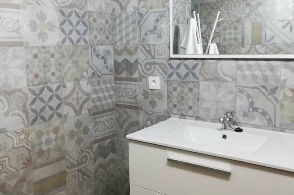 Photo of Bathroom in Jerica