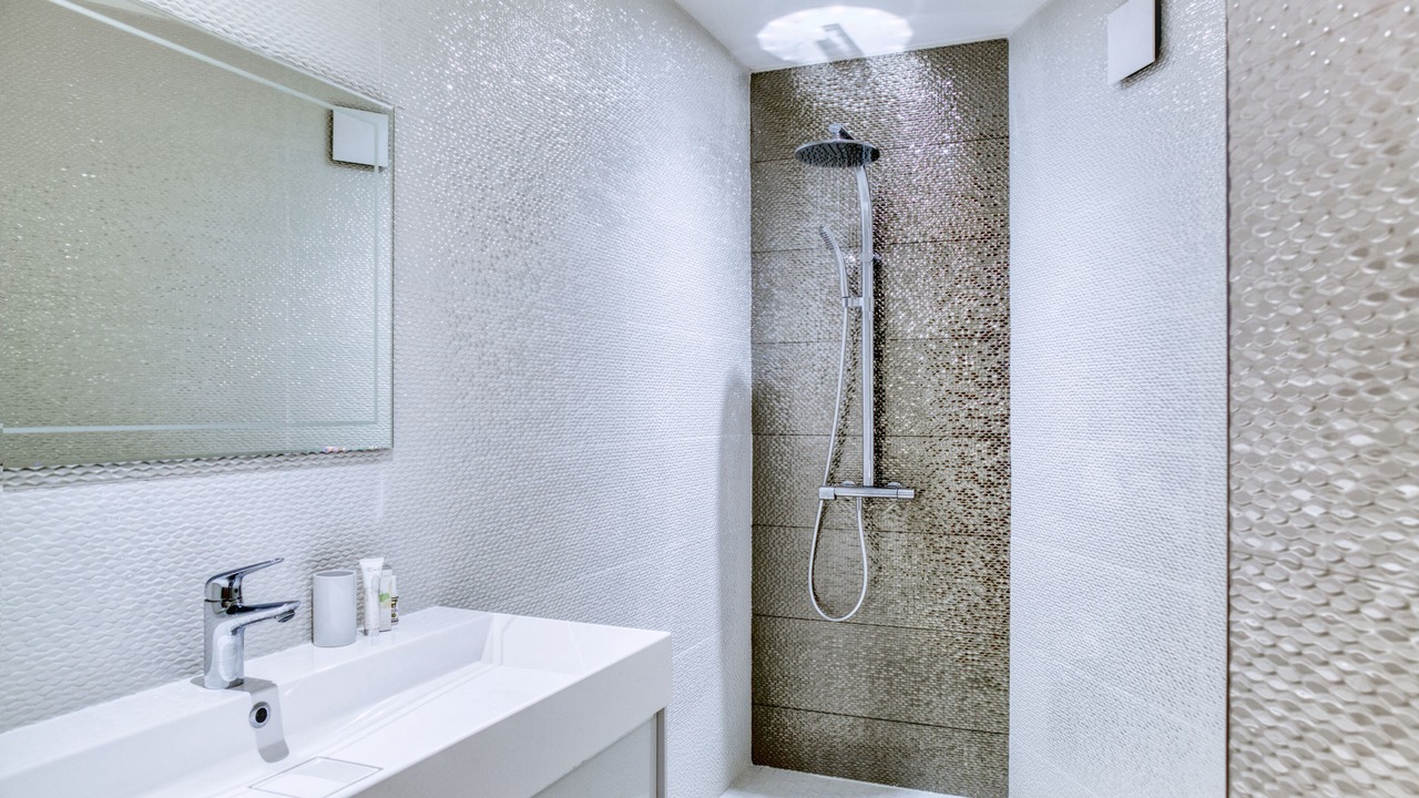 Photo of Bathroom in Saint-Jean-le-Comtal