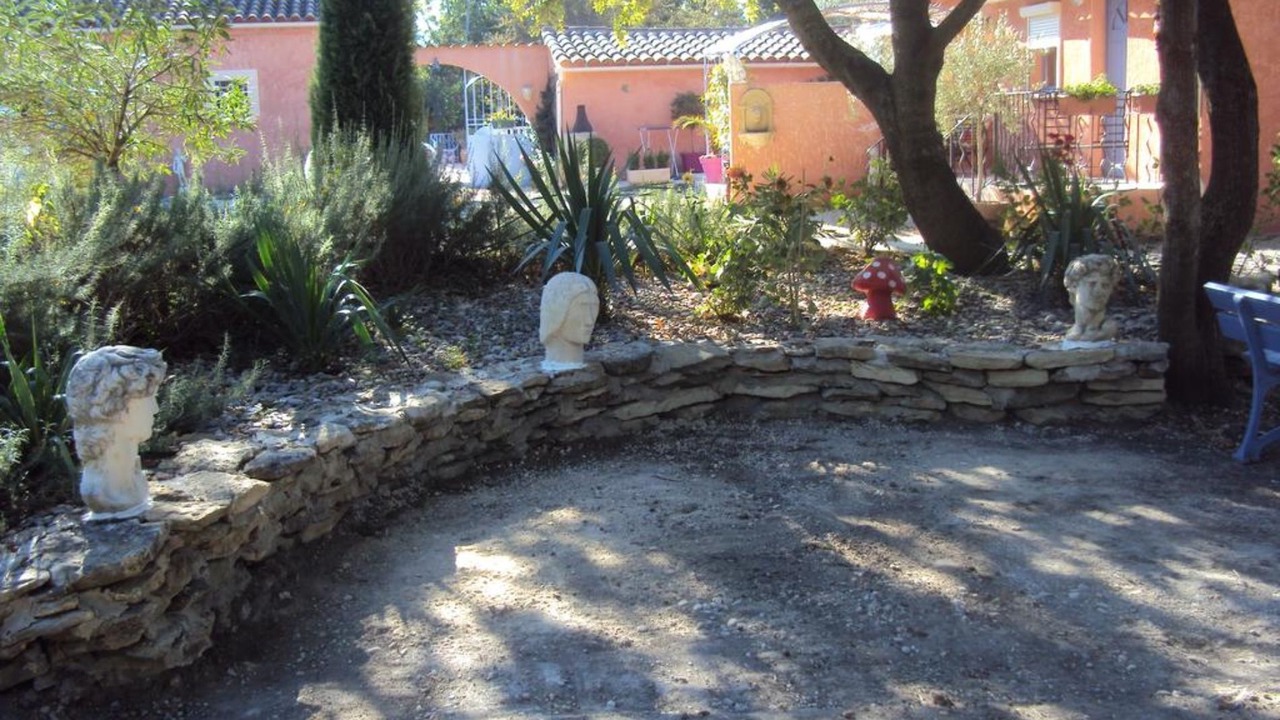 Photo of Outdoor in Pernes-les-Fontaines