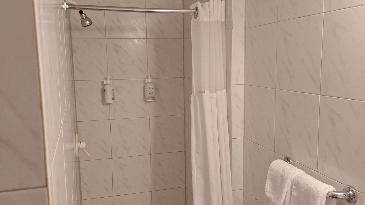 Photo of Bedroom in Cote-Des-Neiges—Notre-Dame-De-Grace