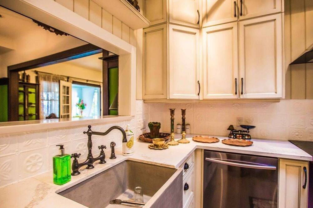 Photo of Kitchen in Hamilton