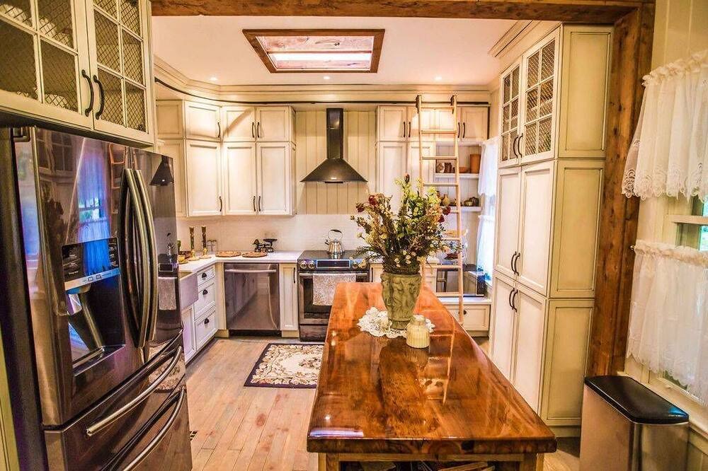 Photo of Kitchen in Hamilton