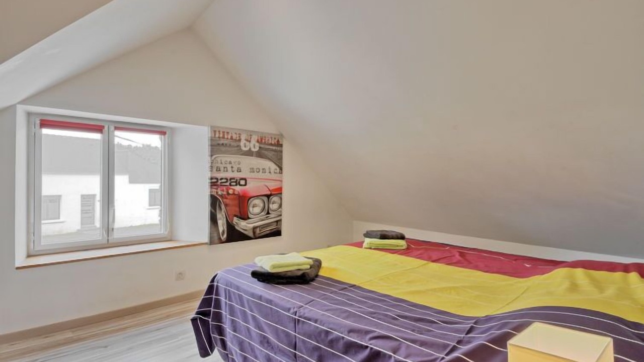 Photo of Bedroom in Besne