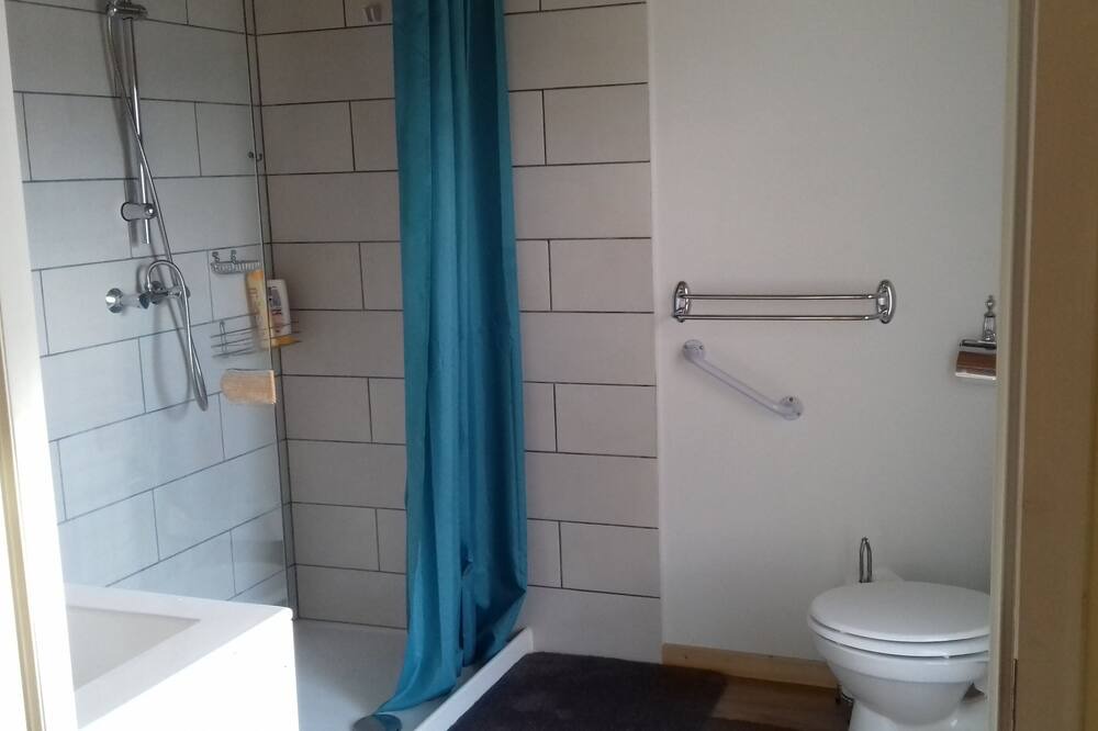 Photo of Bathroom in Paulinet