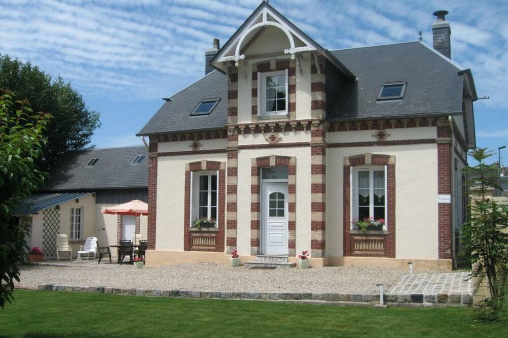 Photo of Outdoor in Criquetot-lʼEsneval