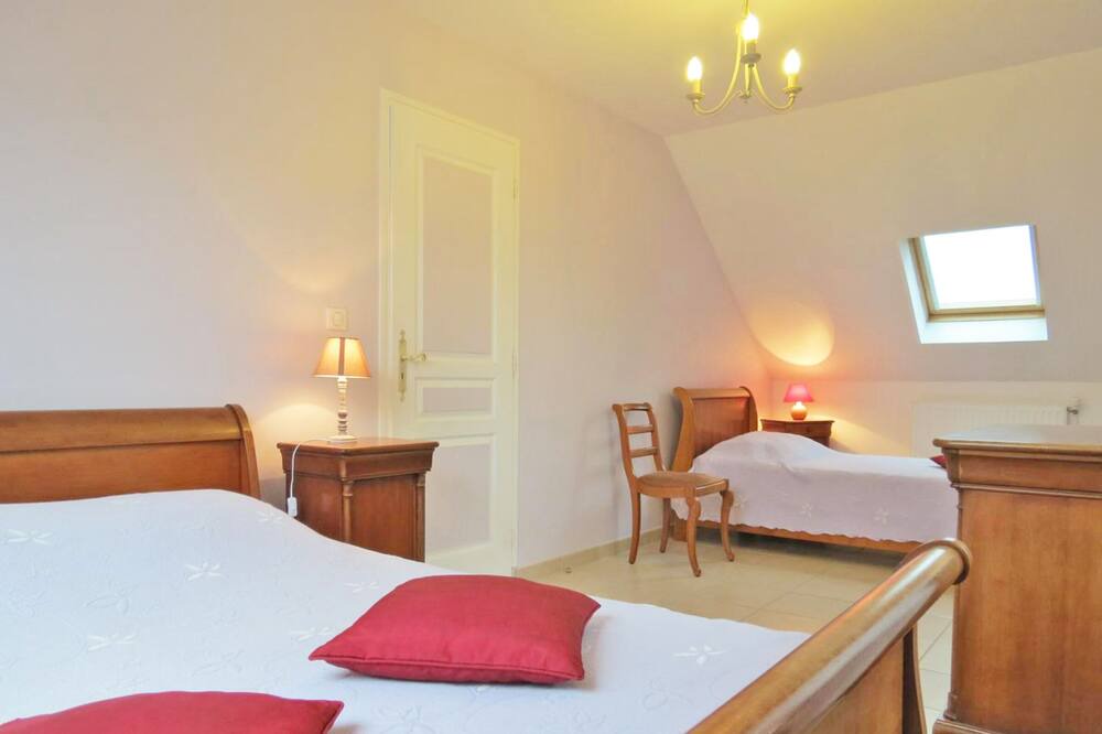 Photo of Bedroom in Criquetot-lʼEsneval