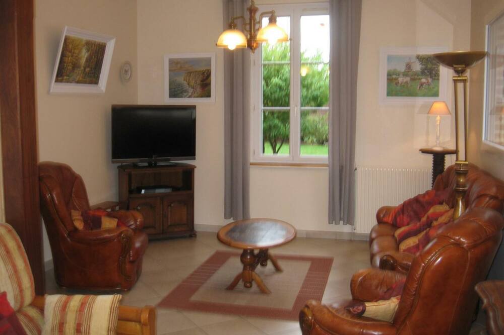 Photo of Livingroom in Criquetot-lʼEsneval