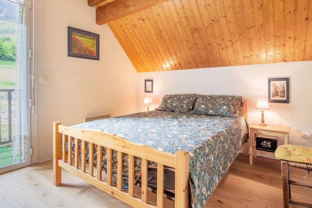 Photo of Bedroom in Luz-Saint-Sauveur