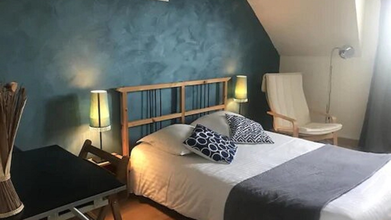 Photo of Bathroom in Alencon