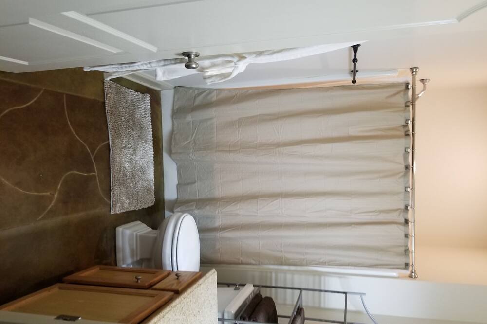 Photo of Bathroom in Pine Grove