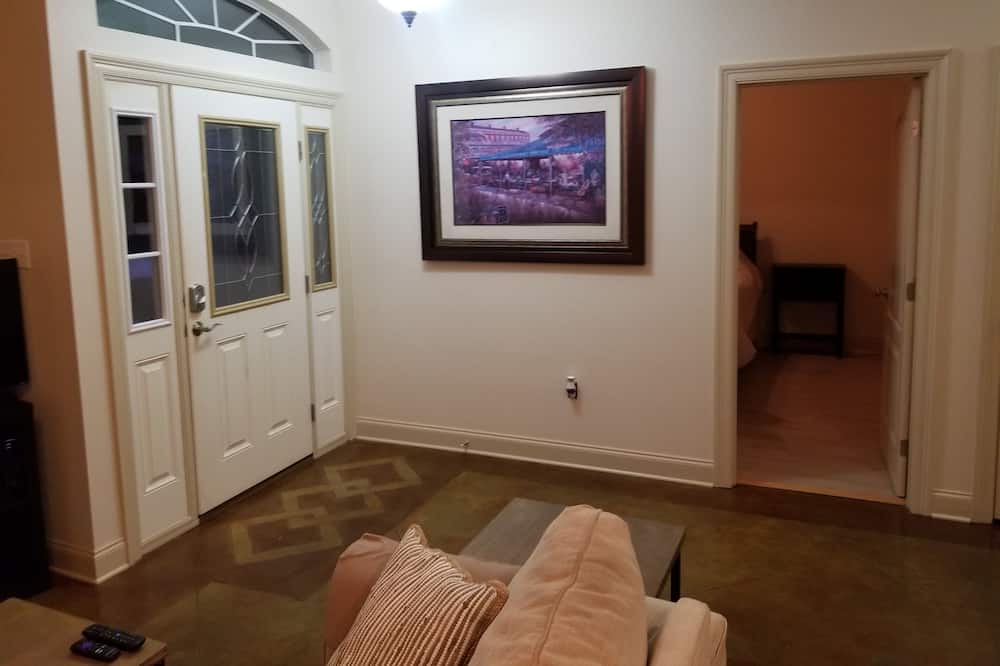 Photo of Bedroom in Pine Grove