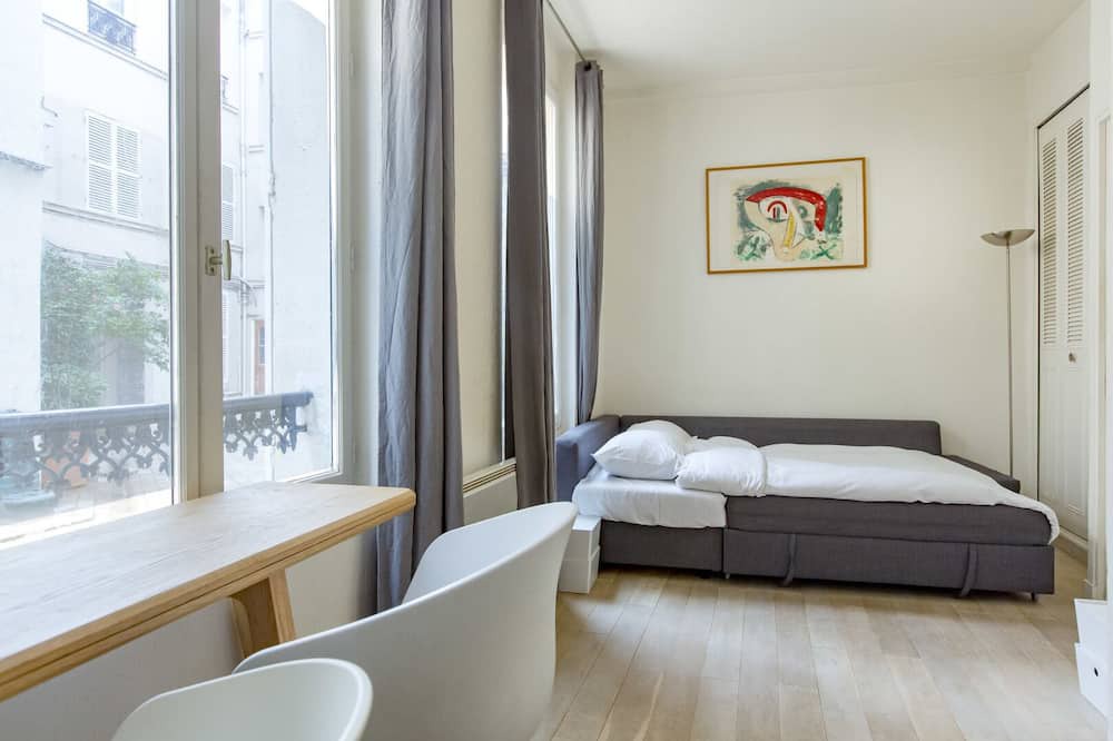 Photo of Bedroom in Notre-Dame-des-Champs