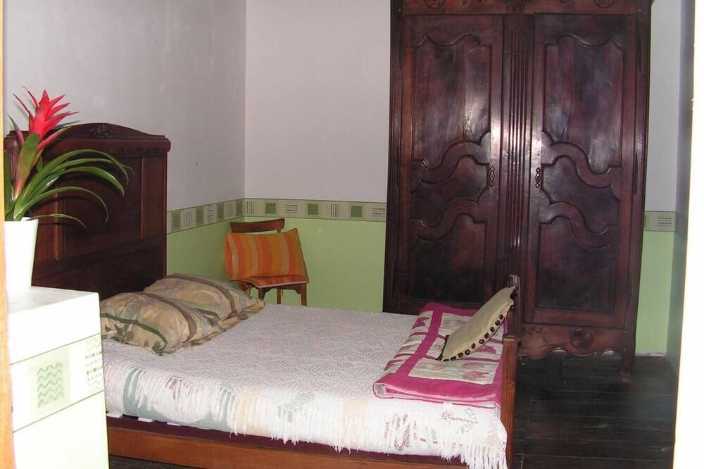 Photo of Bedroom in Pampelonne