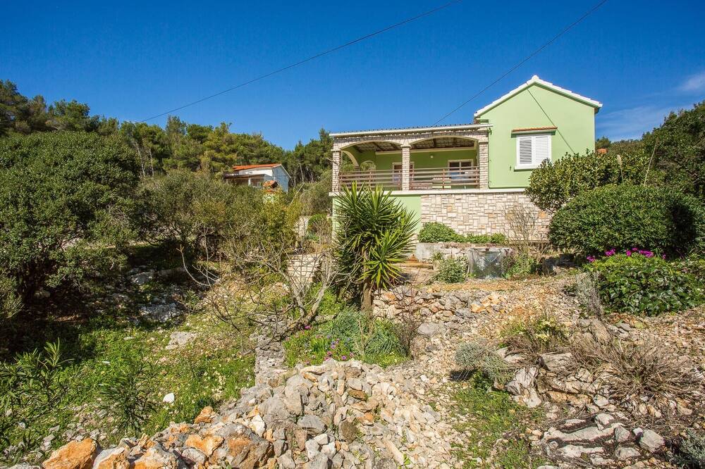 Photo of Outdoor in Potirna