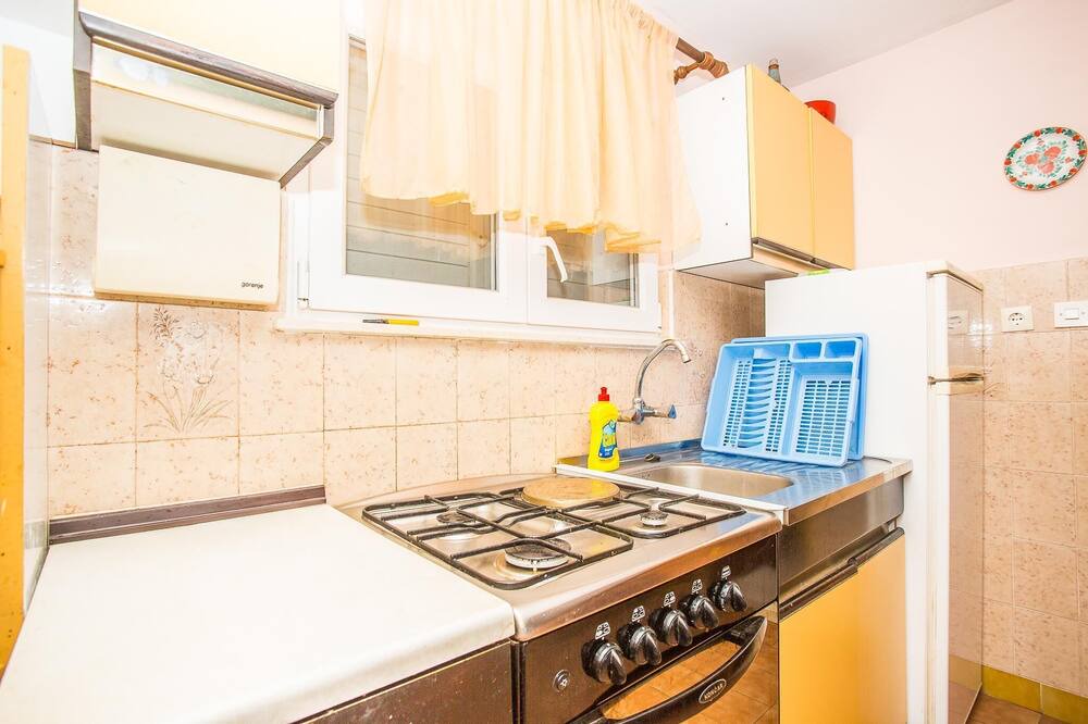 Photo of Kitchen in Potirna