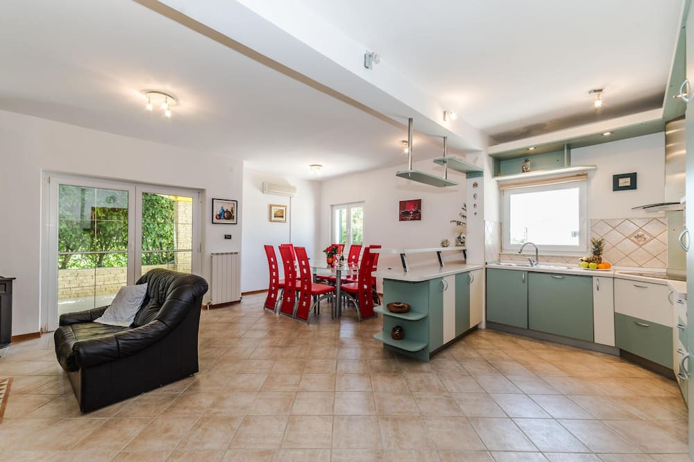 Photo of Livingroom in Lovinac
