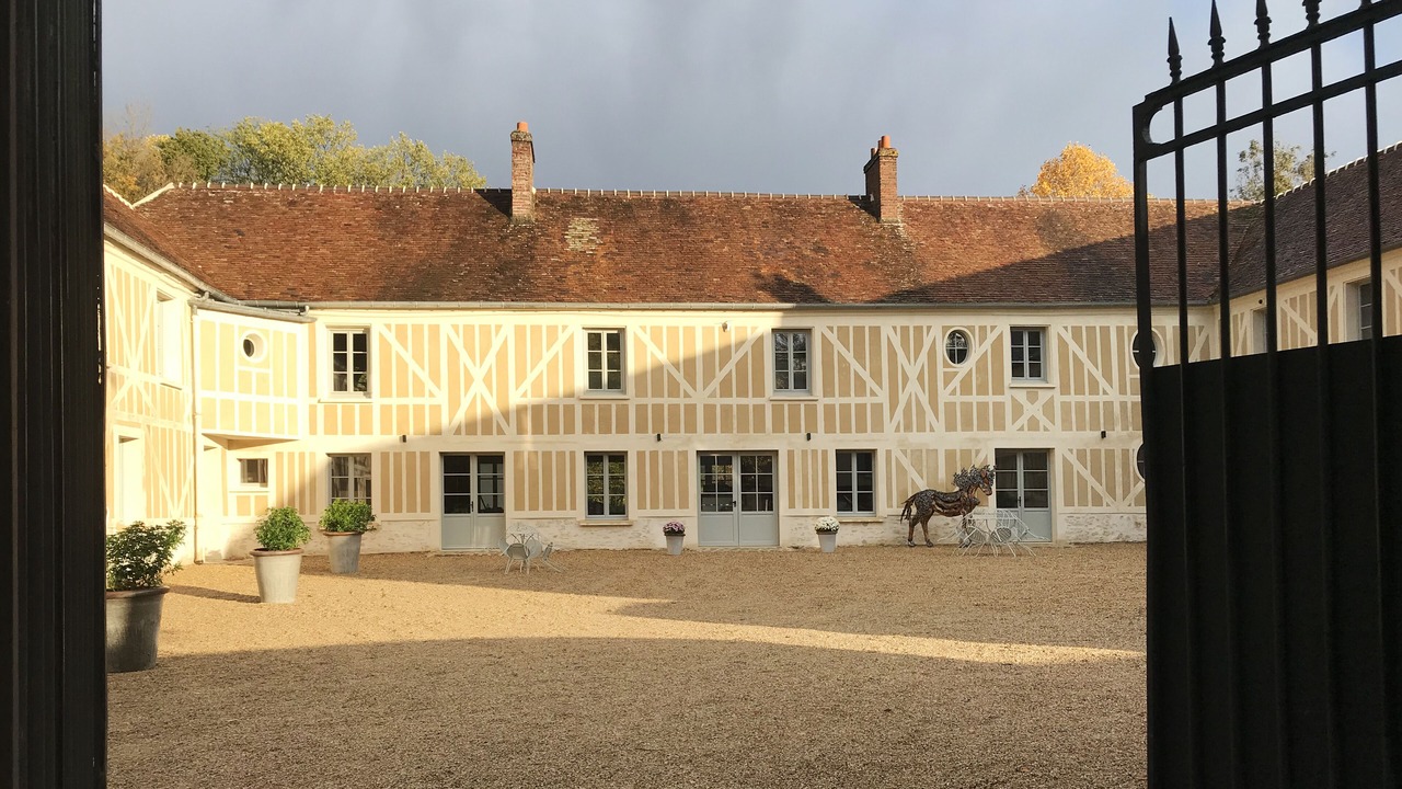 Photo of Patio Balcony in Le Plessis-Luzarches
