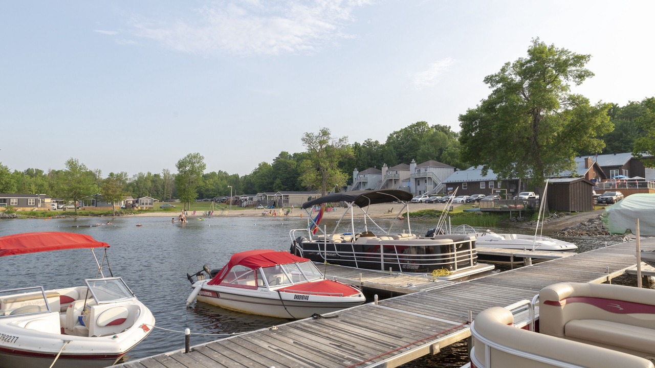 Photo of Others in Drummond-North Elmsley