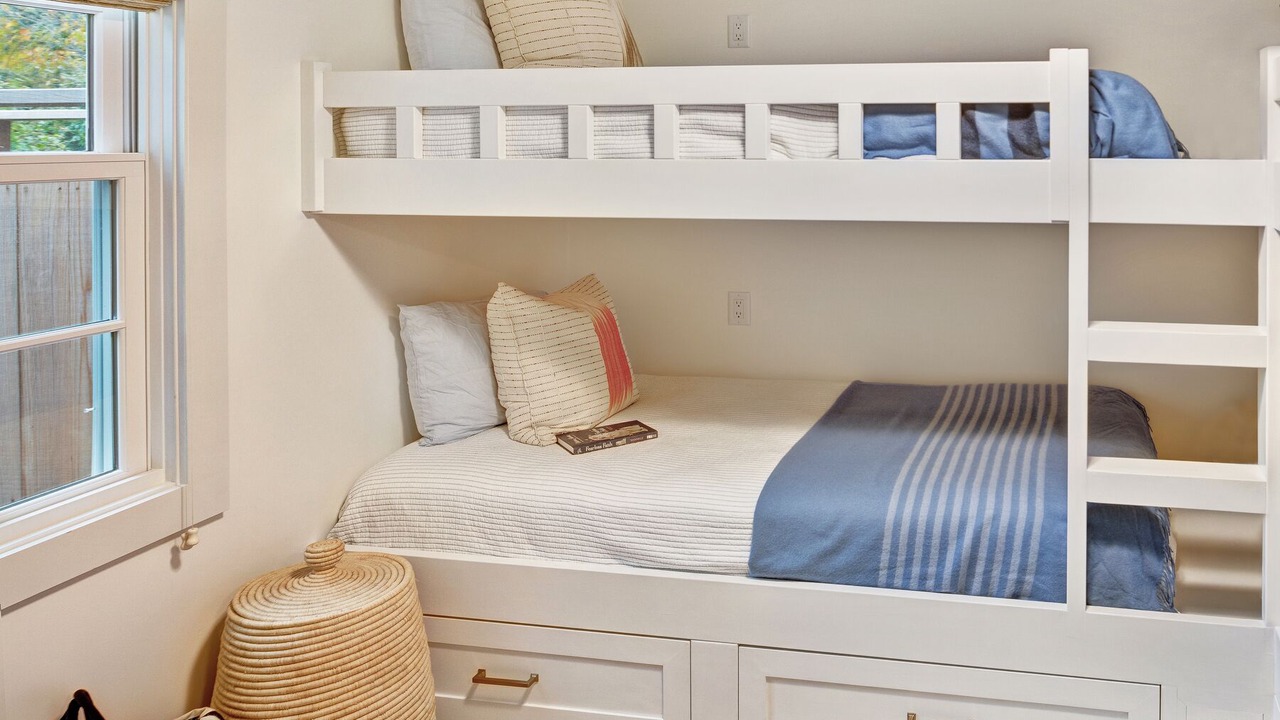 Photo of Others in Katama