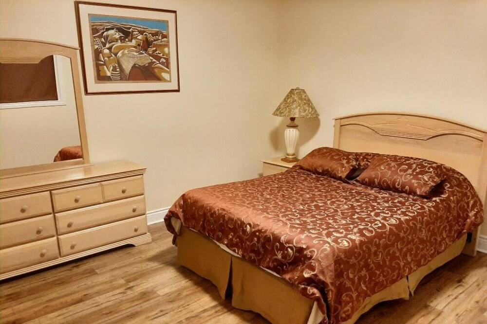 Photo of Bedroom in Ottawa Division