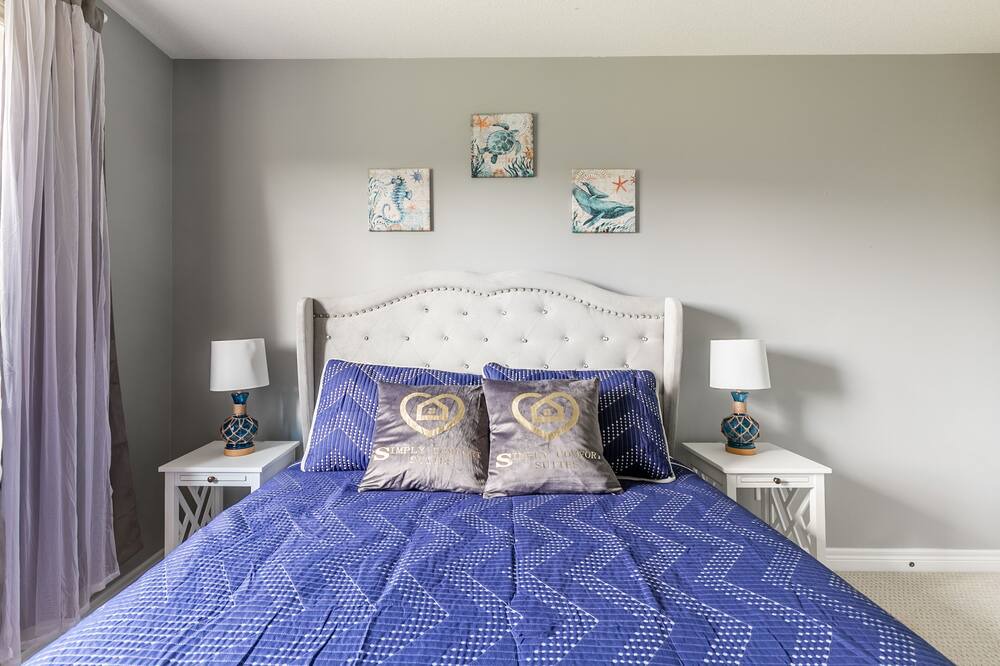 Photo of Bedroom in Stoney Creek