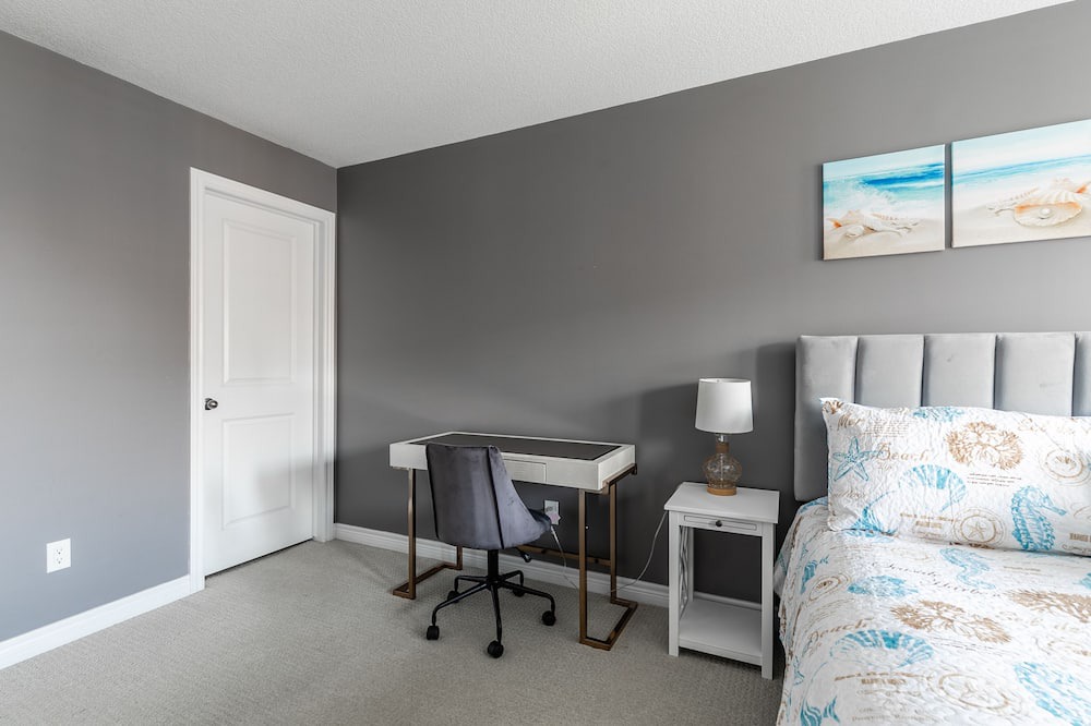 Photo of Bedroom in Stoney Creek