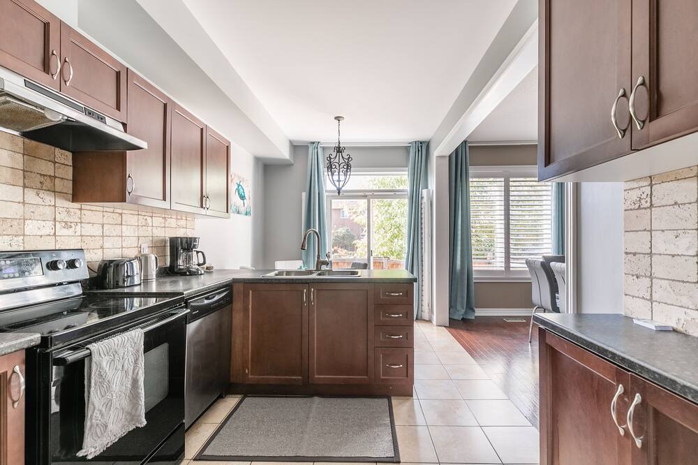 Photo of Kitchen in Stoney Creek