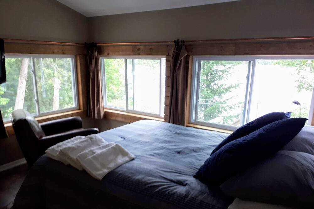 Photo of Bedroom in La Peche