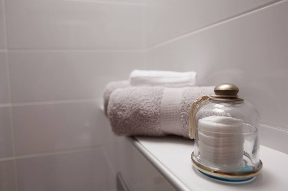 Photo of Bathroom in Brioude