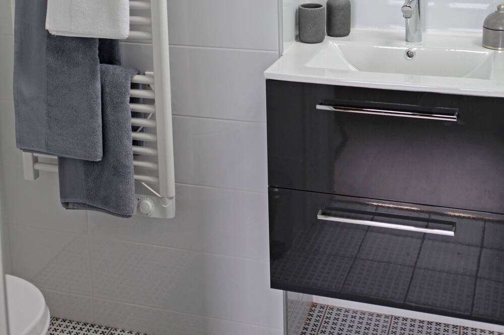 Photo of Bathroom in Brioude