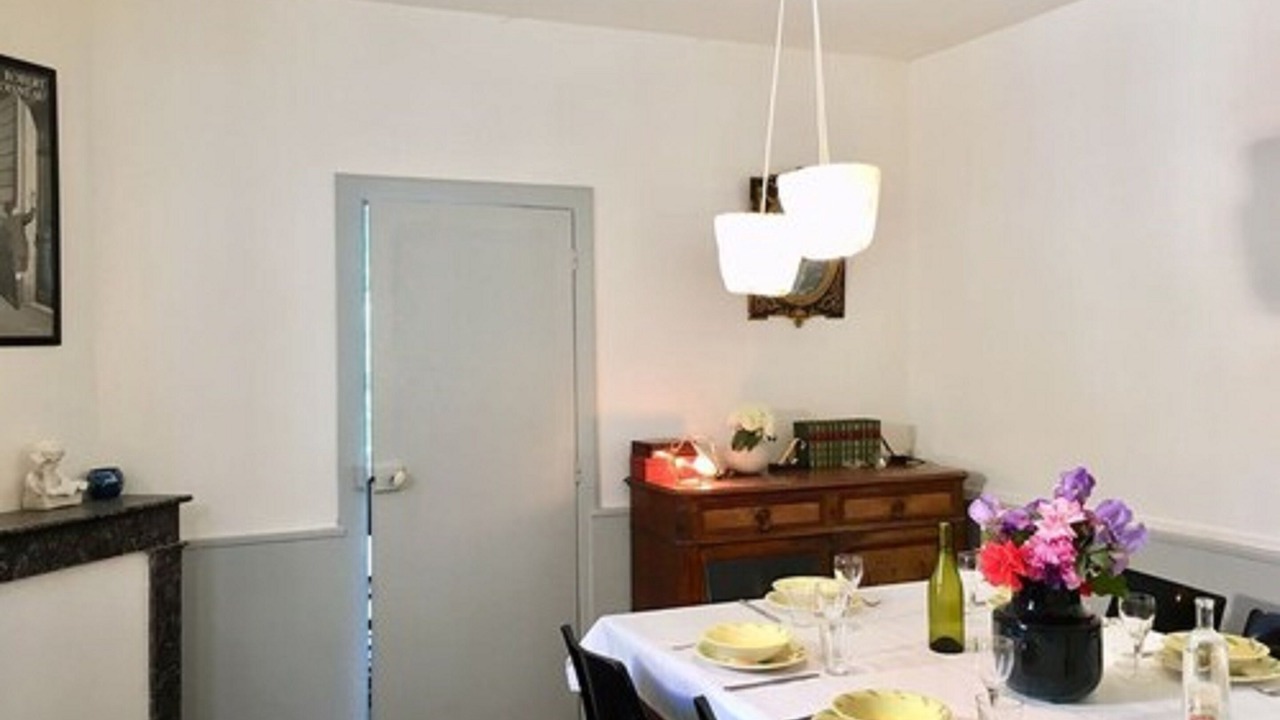 Photo of Others in Nuits